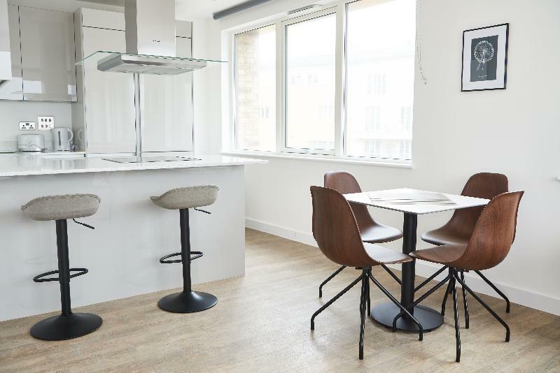 Access Canada Water Apartment